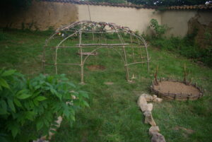 structure de la hutte de sudation